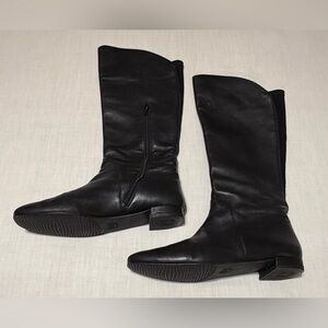 Stuart Weitzman Black Leather Heeled Boots